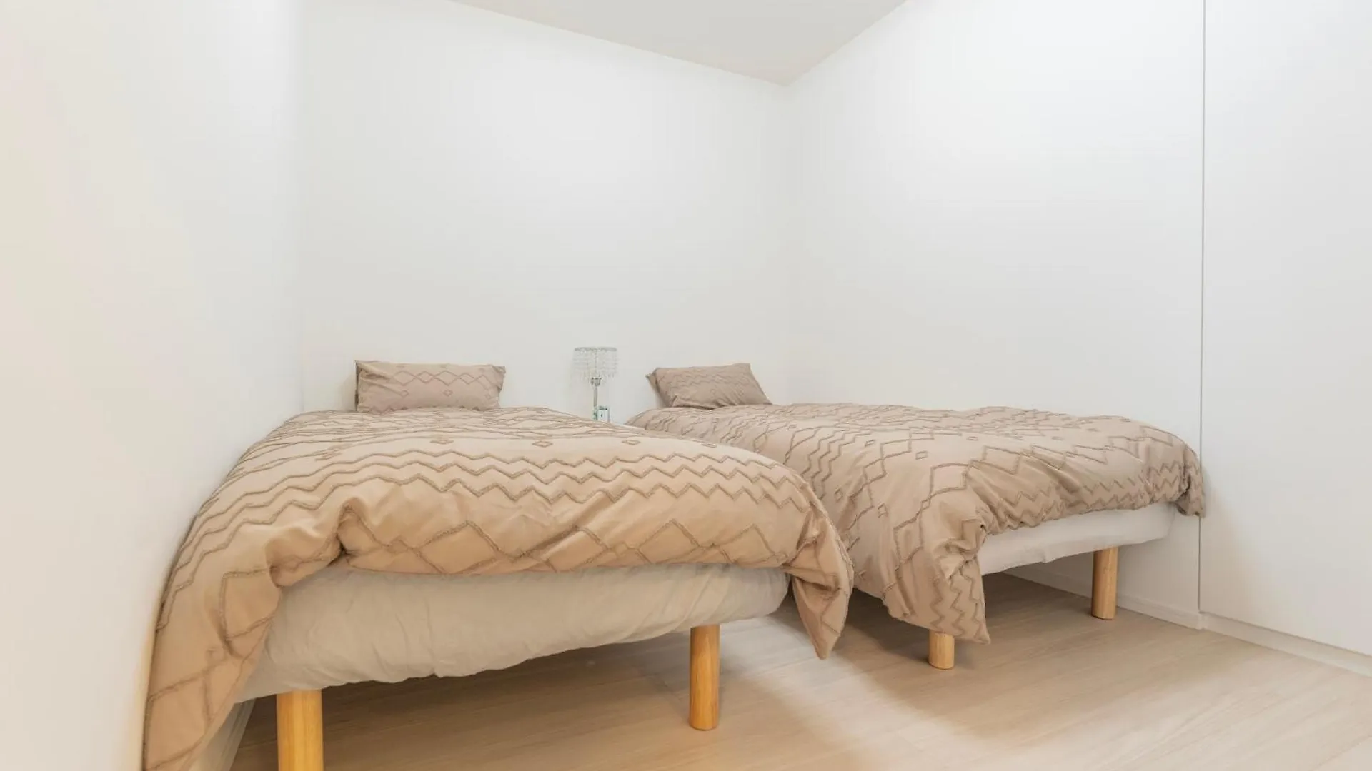 Tokyo Bay Port Area, High-Rise Luxury Apartment With View, 2 Minutes To Takeshiba Station