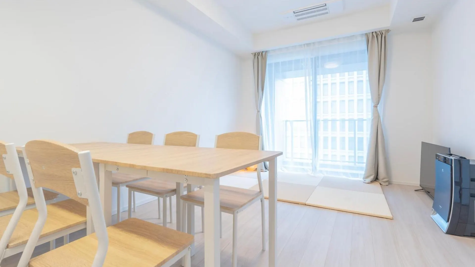 Tokyo Bay Port Area, High-Rise Luxury Apartment With View, 2 Minutes To Takeshiba Station